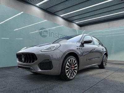 Grau Gebraucht 2024 Maserati Grecale SUV | 83.699 € (Teuer)