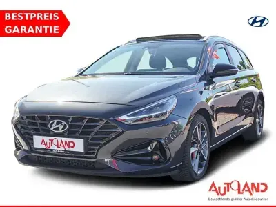 Używany Hyundai i30 160 KM (117 kW) 2021 Szary Kombi