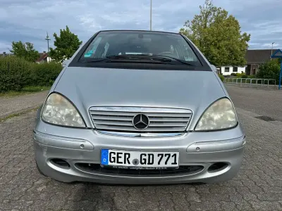 Używany Mercedes A170 Elegance 95 KM (69 kW) 2004 Srebrny Minivan