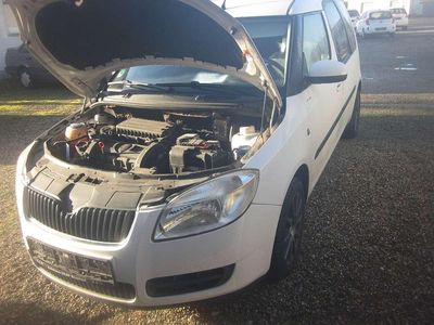 Gebraucht Skoda Roomster Style 105 PS (77 kW) 2008 Weiß Van / Kleinbus