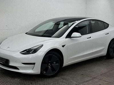 Gebraucht Tesla Model 3 366 kW (498 PS) 2022 Pearl white multicoat (metallic) Limousine