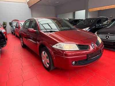 Brugt Renault Mégane II Avantage 111 HK (81 kW) 2007 Rød Sedan