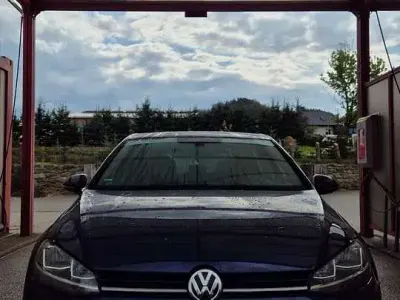 Gebraucht VW Golf VII Sound 116 PS (85 kW) 2018 Blau Kleinwagen