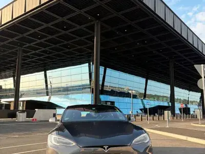 Gebraucht Tesla Model S 325 kW (443 PS) 2019 Grau Kleinwagen