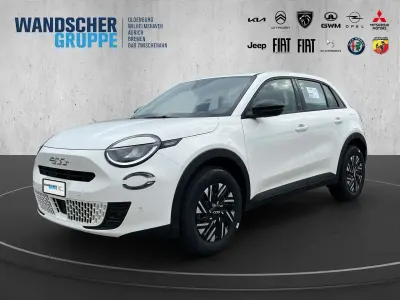 Neu Fiat 600E Red 114 kW (156 PS) 2025 Weißschwarz SUV