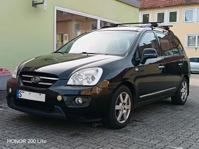 Używany Kia Carens