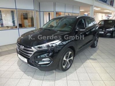 Schwarz metallic Gebraucht 2015 Hyundai Tucson Premium SUV | 24.990 €