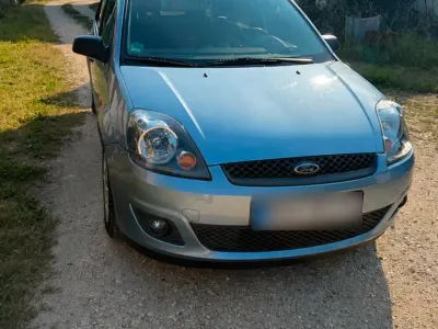 Gebraucht Ford Fiesta 70 PS (51 kW) 2006 Blau Kleinwagen