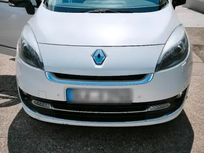 Gebraucht Renault Grand Scénic III 130 PS (95 kW) 2013 Weiß Van / Kleinbus
