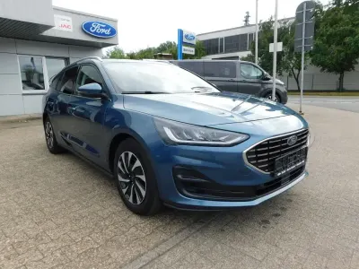 Gebraucht Ford Focus Titanium 116 PS (85 kW) 2023 Blau Limousine