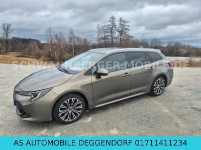 Gebraucht Toyota Corolla Club 116 PS (85 kW) 2019 Grau Kombi