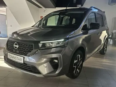 Neu Nissan Townstar Tekna 131 PS (96 kW) 2026 Grau Kombi