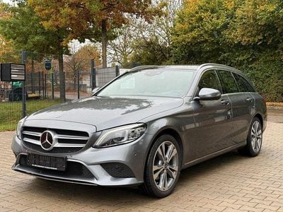 Grau Gebraucht 2018 Mercedes C220 Avantgarde Kombi | 24.999 € (Fairer Preis)