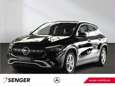 Gebraucht Mercedes GLA200 163 PS (119 kW) 2024 Unilack nachtschwarz SUV