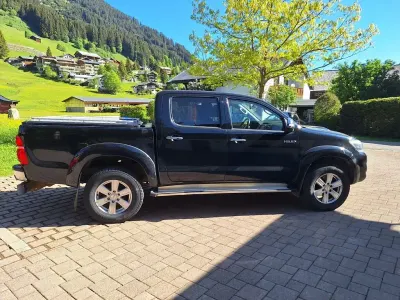 Gebraucht Toyota HiLux 171 PS (125 kW) 2016 Schwarz Pickup