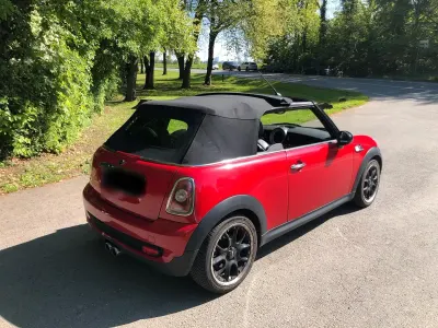 Usata Mini Cooper S Cabriolet 174 CV (127 kW) 2009 Rosso Cabrio