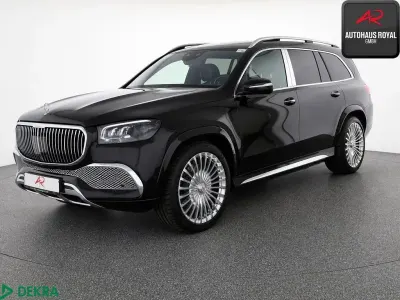 Gebraucht Mercedes GLS600 Maybach 557 PS (409 kW) 2023 Obsidianschwarz SUV