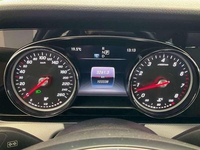 Mercedes E200