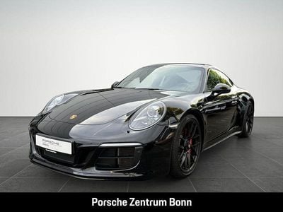 Porsche 911 Carrera 4 GTS
