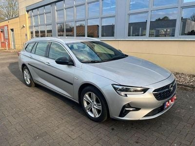 Usata Opel Insignia Elegance 174 CV (127 kW) 2021 Argento Station wagon