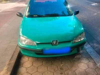 Gebraucht Peugeot 106 45 PS (33 kW) 1996 Grün Kleinwagen