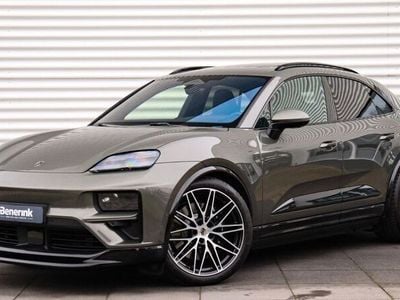 Porsche Macan 4 Electric
