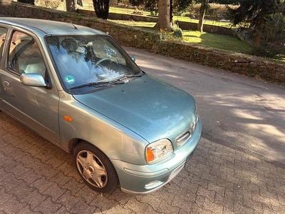 Usata Nissan Micra Comfort 82 CV (60 kW) 2001 Verde Utilitaria