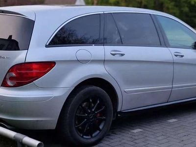 Mercedes R350
