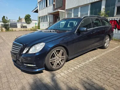 Gebraucht Mercedes E350 265 PS (194 kW) 2012 Blau Kombi
