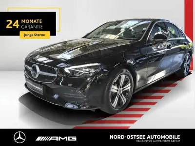 Gebraucht Mercedes C180 Avantgarde 170 PS (125 kW) 2023 Schwarz Limousine