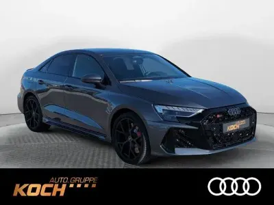 Gebraucht Audi RS3 Sport 400 PS (294 kW) 2026 Daytonagrau perleffekt Limousine
