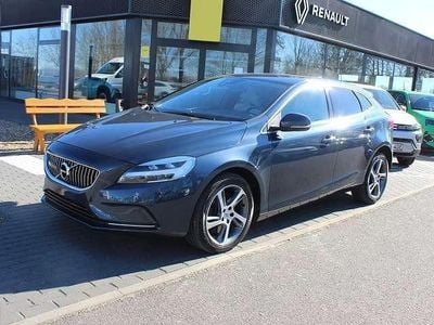 Gebraucht Volvo V40 Inscription 122 PS (89 kW) 2018 Blau metallic