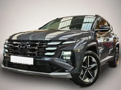 Neu Hyundai Tucson Advanced 160 PS (117 kW) 2025 Grau SUV