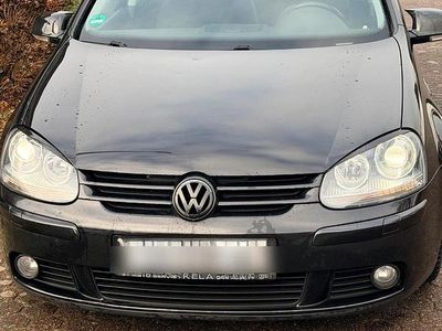 Schwarz Gebraucht 2007 VW Golf Limousine | 3.100 €