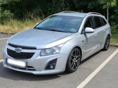 Gebraucht Chevrolet Cruze 131 PS (96 kW) 2013 Silber Kombi