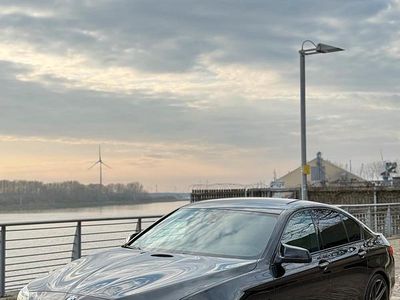 Gebraucht BMW 535 M Sport 306 PS (225 kW) 2012 Schwarz Limousine