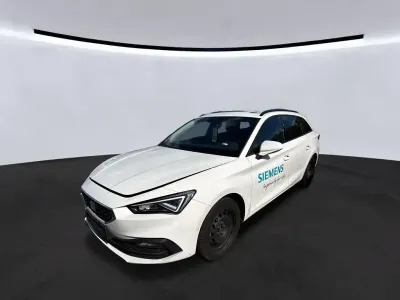 Usata Seat Leon Style 150 CV (110 kW) 2022 Bianco Berlina