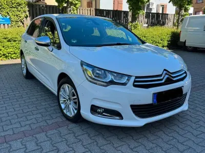 Gebraucht Citroën C4 PureTech 131 PS (96 kW) 2015 Weiß Kombi