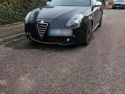 Gebraucht Alfa Romeo Giulietta 170 PS (125 kW) 2013 Schwarz Kleinwagen