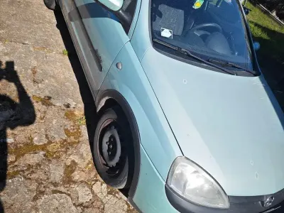 Gebraucht Opel Corsa 65 PS (47 kW) 2001 Andere farben Kleinwagen