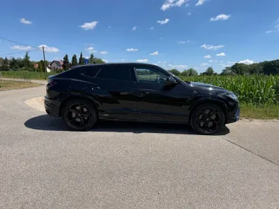 Gebraucht Lamborghini Urus 666 PS (489 kW) 2023 Schwarz SUV