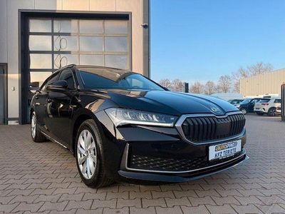Gebraucht Skoda Superb Selection 150 PS (110 kW) 2025 Schwarz Kombi