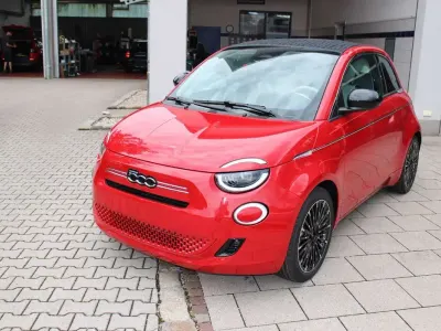 Neu Fiat 500C La Prima 65 PS (47 kW) 2026 Weiß Cabrio