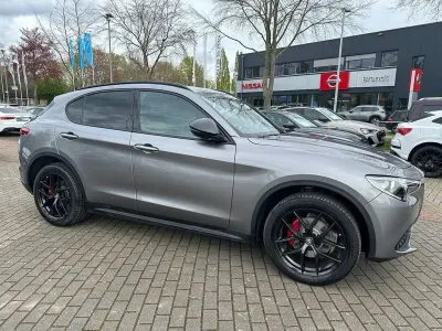 Usata Alfa Romeo Stelvio Tech Edition 200 CV (147 kW) 2020 Grigio SUV