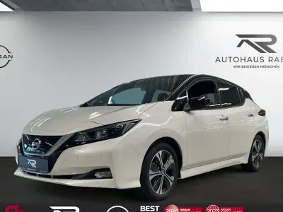 Używany Nissan Leaf N-Connecta 110 kW (150 KM) 2021 Biały Hatchback