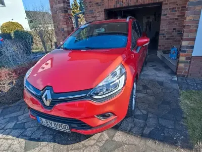 Gebraucht Renault Clio GrandTour Bose Edition 118 PS (86 kW) 2018 Rot Kombi