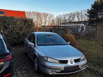 Gebraucht Renault Laguna II 107 PS (78 kW) 2006 Silber Limousine