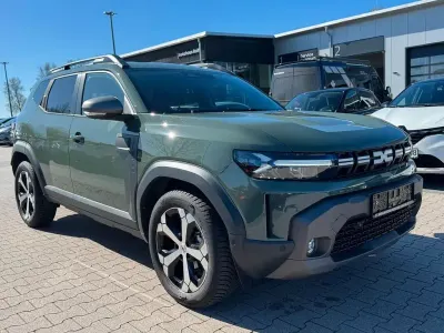 Gebraucht Dacia Duster Journey 131 PS (96 kW) 2025 Grün SUV