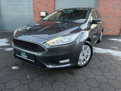 Grau Gebraucht 2017 Ford Focus Business Edition Kombi | 5.590 € (Guter Preis)