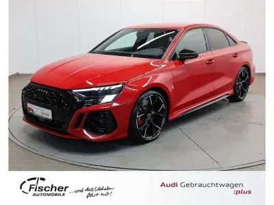 Gebraucht Audi RS3 Ambiente 400 PS (294 kW) 2022 Tangorot metallic Limousine